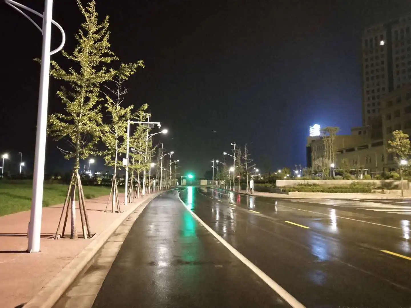 Solar street lights for tourist areas